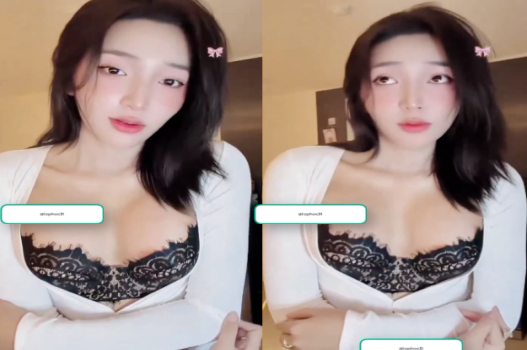 Xơi em xinh diện đồ lưới quyến rũ